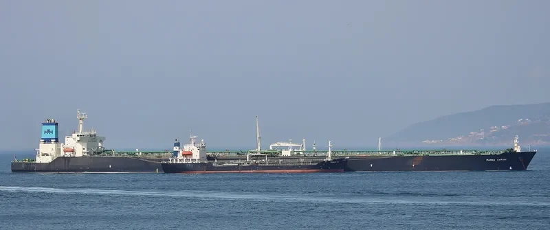 MARAN CARINA Tanker IMO 9240512 photo 7