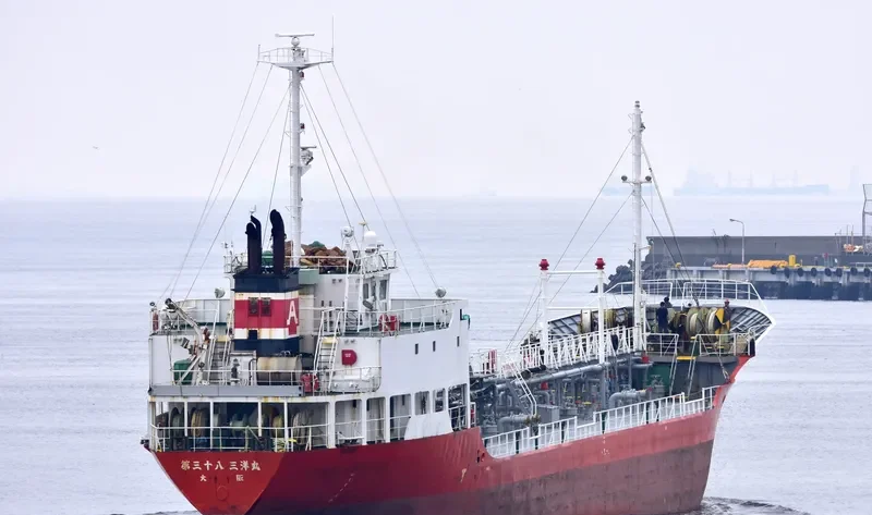 SAMUGARA99 Tanker IMO 9241516 photo 8