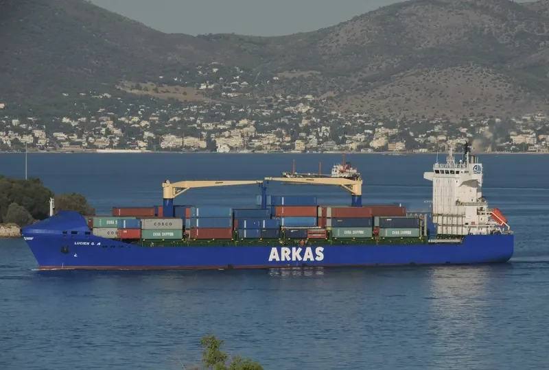 LUCIEN G.A Container Ship IMO 9242297 photo 4