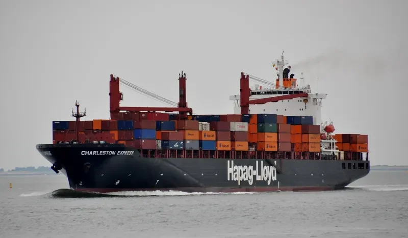 VELIKA EXPRESS Container Ship IMO 9243162 photo 9