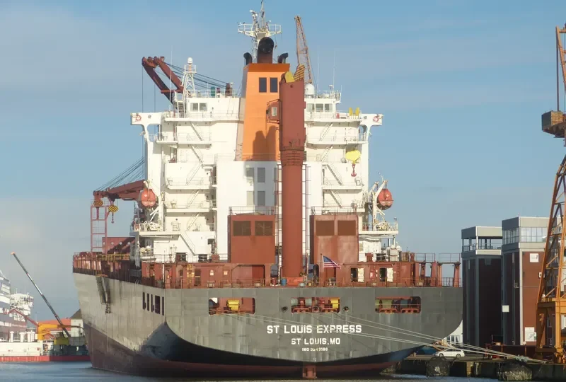 ST LOUIS EXPRESS Container Ship IMO 9243186 photo 2