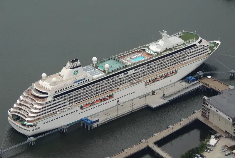 CRYSTAL SERENITY Passenger Ship IMO 9243667
