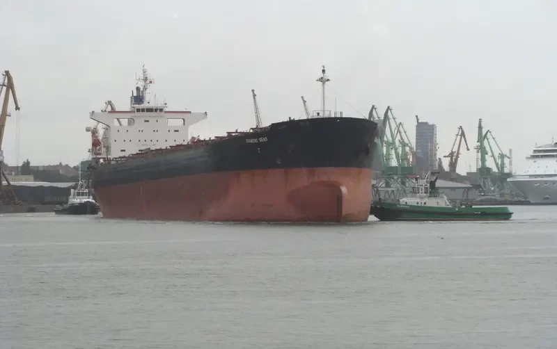 DIAMOND Bulk Carrier IMO 9244219 photo 2