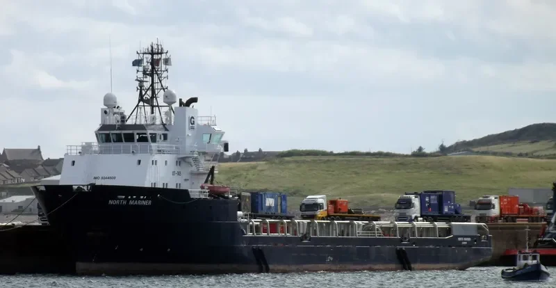 MARINER Offshore Vessel IMO 9244609 photo 10