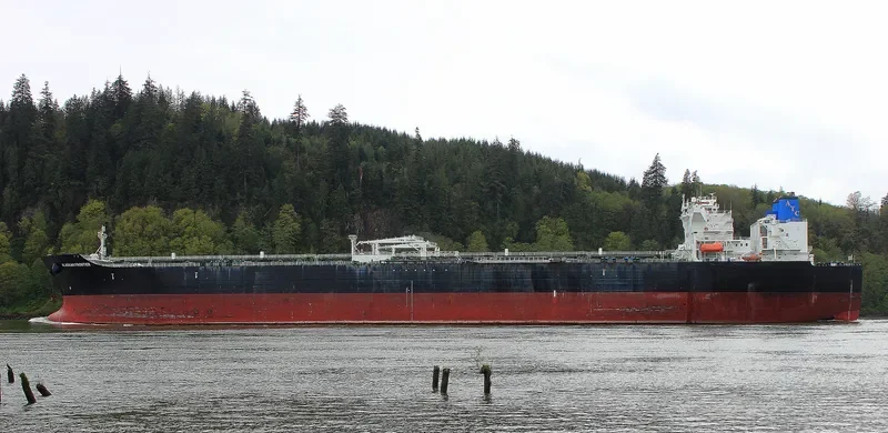 ALASKAN FRONTIER Tanker IMO 9244659 photo 4
