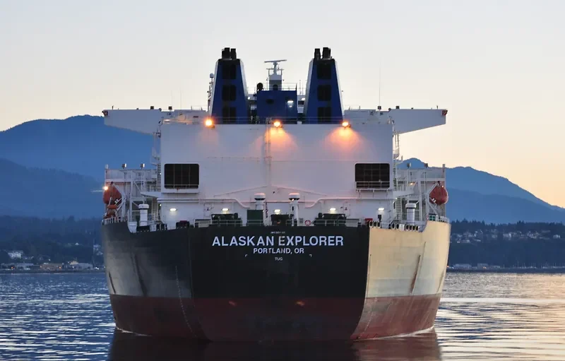 ALASKAN EXPLORER Tanker IMO 9244661 photo 9