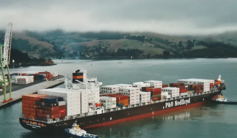 MSC ARUSHI R. Container Ship IMO 9244881 photo 4