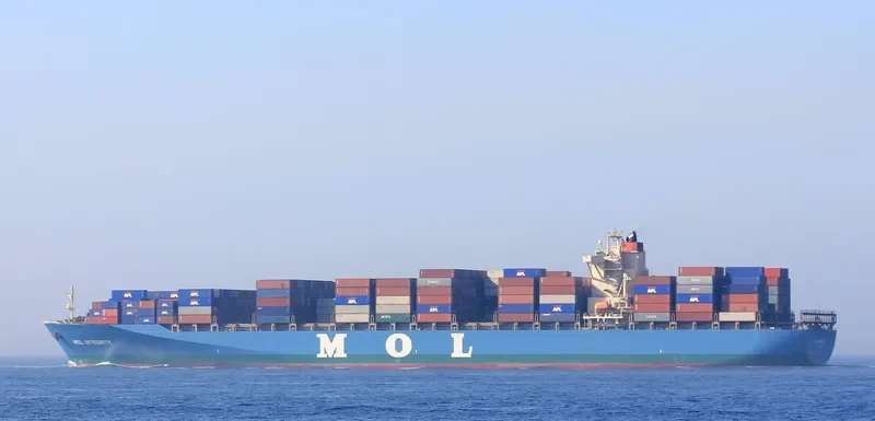 MOL INTEGRITY Container Ship IMO 9245017 photo 8