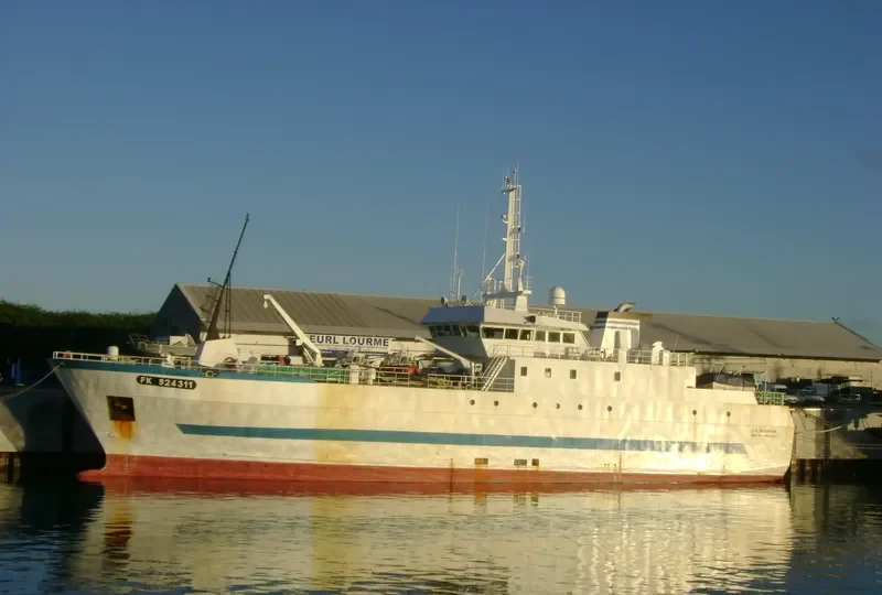 ILE BOURBON General Cargo IMO 9245421 photo 4