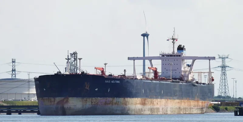 NAVE NEUTRINO Tanker IMO 9245794 photo 8