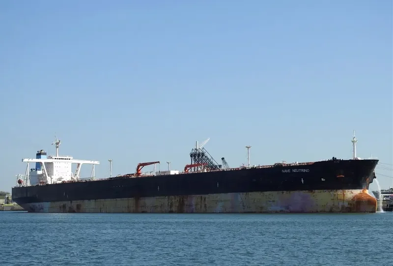 NAVE NEUTRINO Tanker IMO 9245794 photo 9