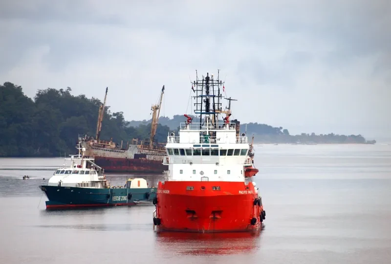 PACIFIC RAIDER Offshore Vessel IMO 9246425 photo 2