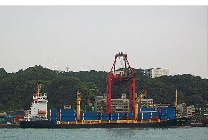 DONGJIN FIDES Container Ship IMO 9247302 photo 6