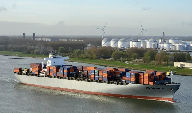 FOLEGANDROS Container Ship IMO 9247560 photo 5