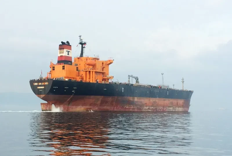IRIS Tanker IMO 9247778 photo 5