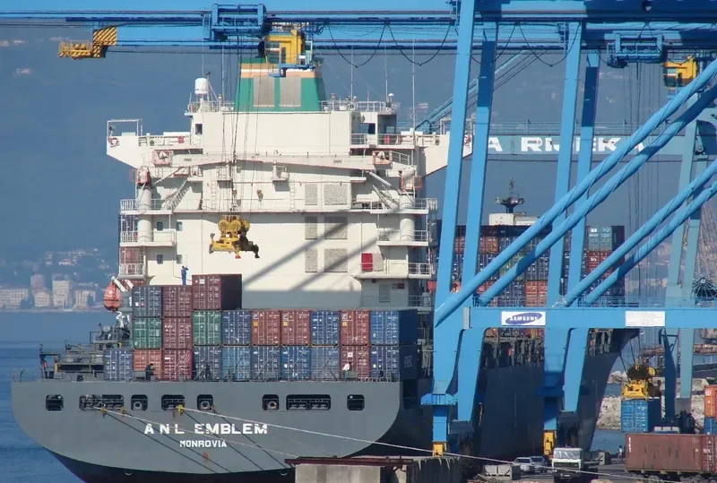 ARNOLD SCHULTE Container Ship IMO 9247948 photo 5