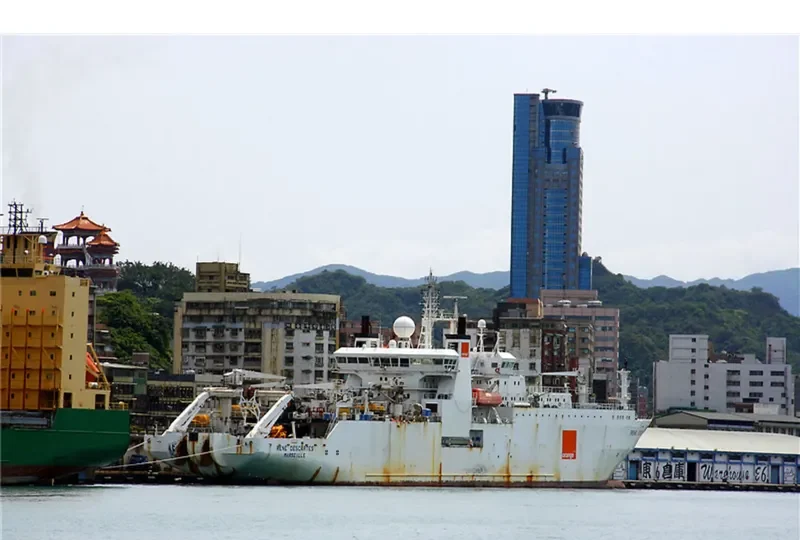 RENE DESCARTES General Cargo IMO 9248100 photo 9