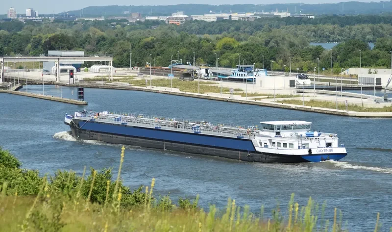 CAYENNE Tanker IMO 9249051 photo 3