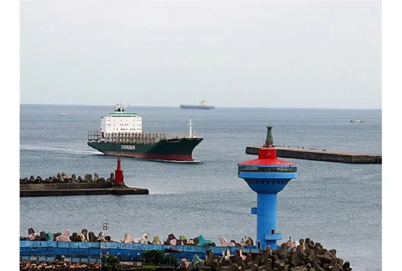 GRAND POWER Container Ship IMO 9249221 photo 9