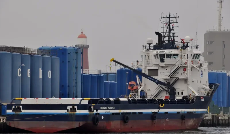 OFFSHORE MONARCH Offshore Vessel IMO 9249453 photo 3