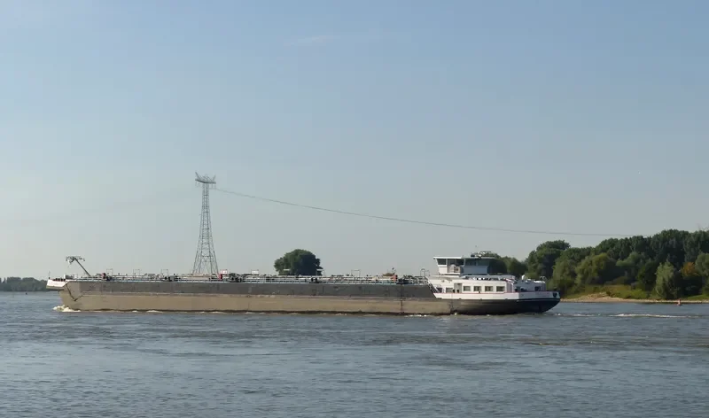 EENHOORN Tanker IMO 9249867 photo 3
