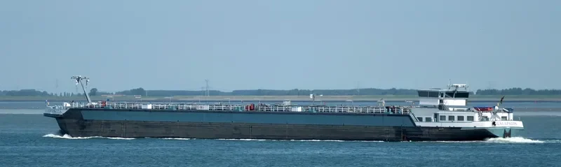 GALAPAGOS Tanker IMO 9249879 photo 5