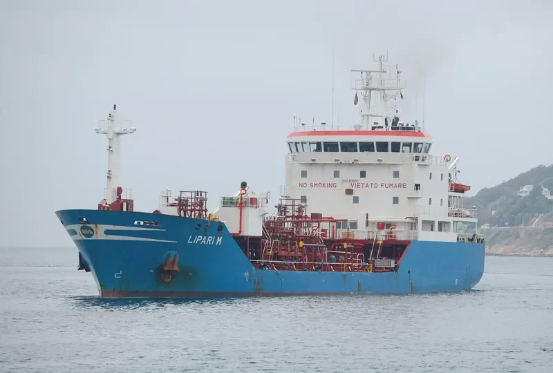 IPARI M Tanker IMO 9250074 photo 3