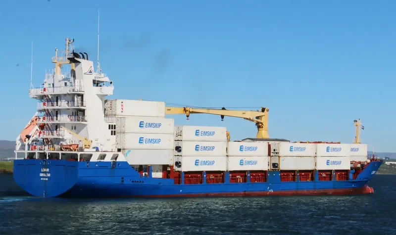 CRYSTAL VLADIVOSTOK Container Ship IMO 9251509 photo 3