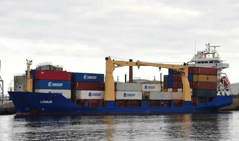 CRYSTAL VLADIVOSTOK Container Ship IMO 9251509 photo 5