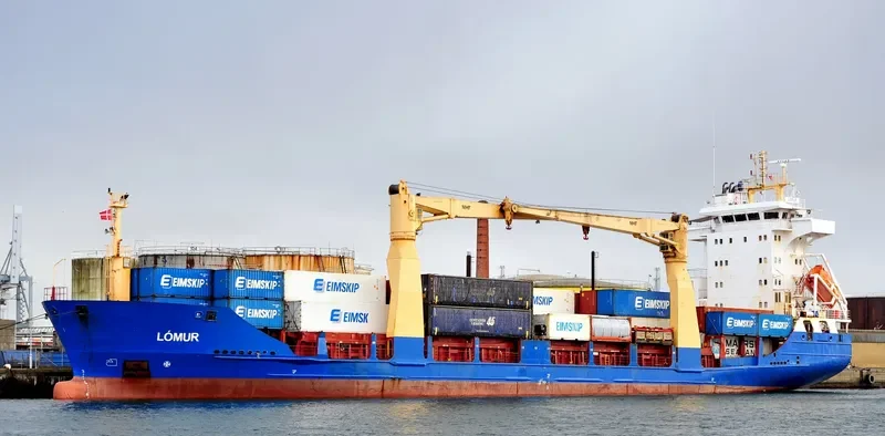 CRYSTAL VLADIVOSTOK Container Ship IMO 9251509 photo 37