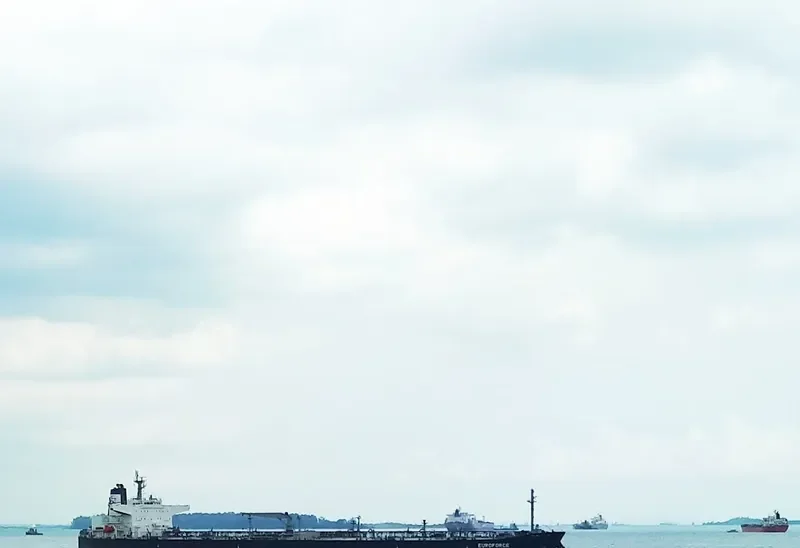 NABIIN Tanker IMO 9251585 photo 9