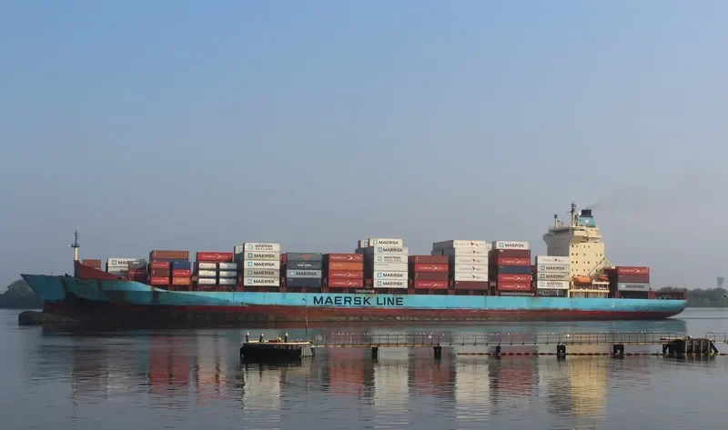 OLGA MAERSK Container Ship IMO 9251614 photo 8