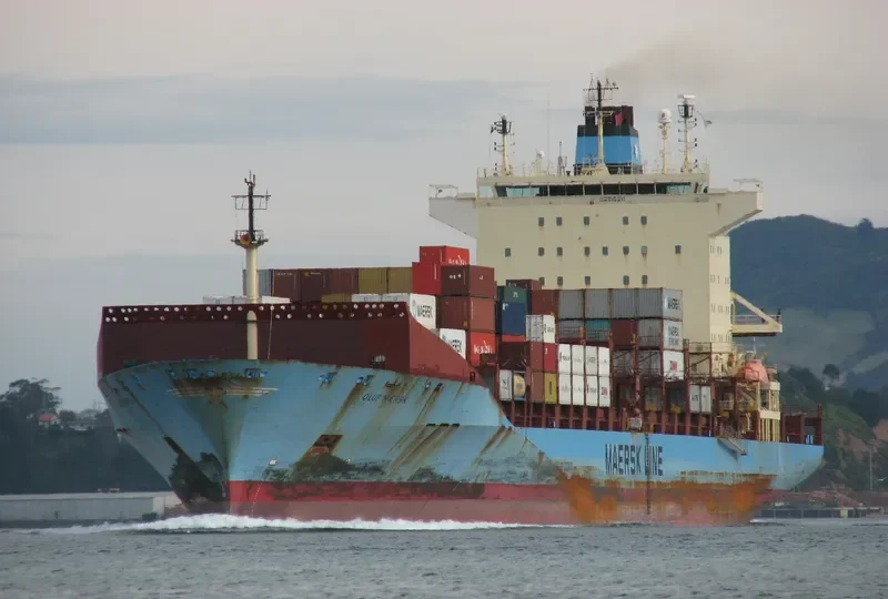 OLUF MAERSK Container Ship IMO 9251626 photo 7
