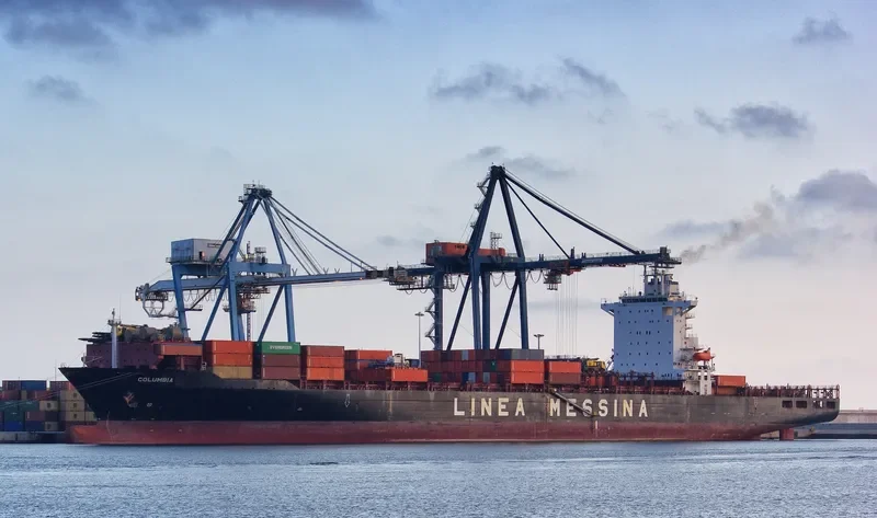 ZHONG LIANG XIN HUA YUAN Container Ship IMO 9252242 photo 7