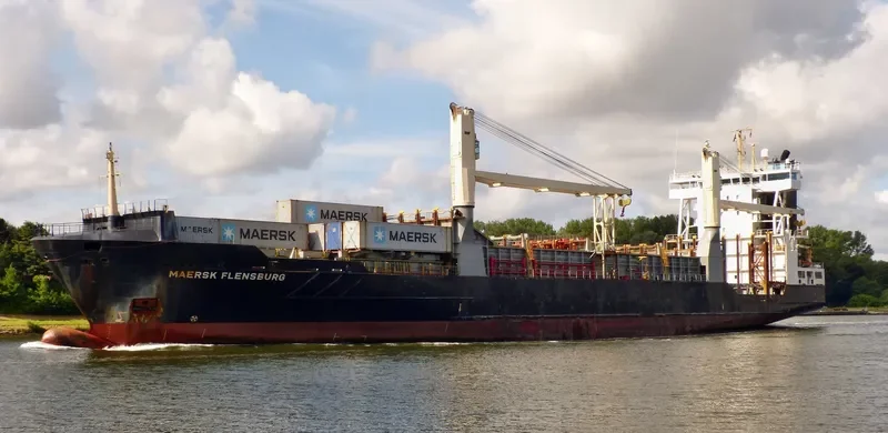 FLENSBURG Container Ship IMO 9252773 photo 3