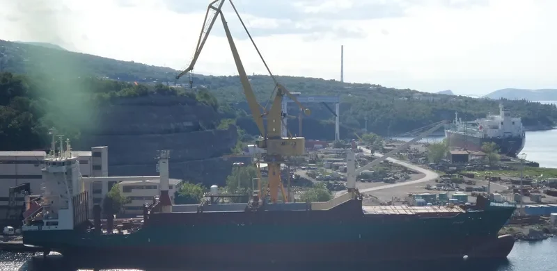 AVERA Container Ship IMO 9252797 photo 10