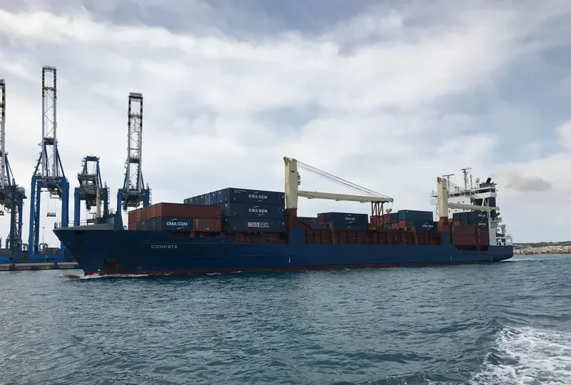 CONESTE Container Ship IMO 9252802 photo 2