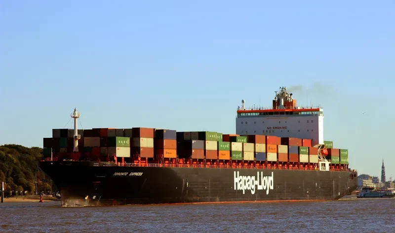 TORONTO EXPRESS Container Ship IMO 9253727 photo 5