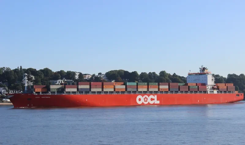OOCL MONTREAL Container Ship IMO 9253739 photo 10