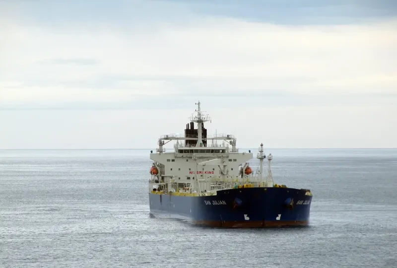 SAN JULIAN Tanker IMO 9253765 photo 6