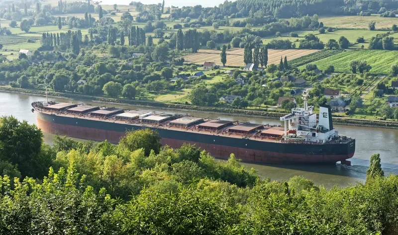 XH EXPLORER Bulk Carrier IMO 9254680 photo 10