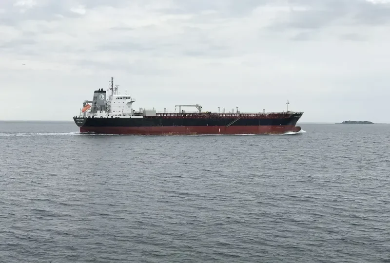 SEYCHELLES PIONEER Tanker IMO 9255517 photo 6
