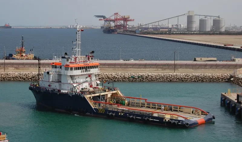HUTA 710 Offshore Vessel IMO 9255543 photo 2