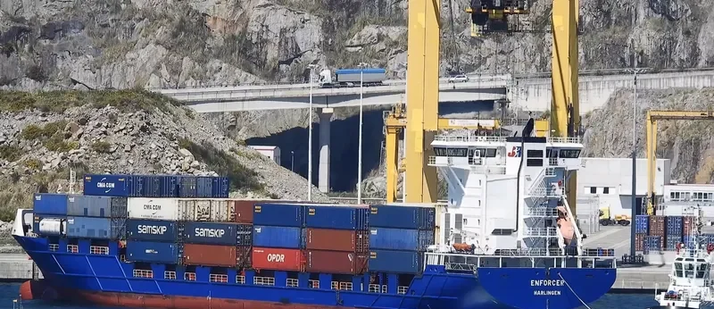 ENFORCER Container Ship IMO 9255737 photo 4
