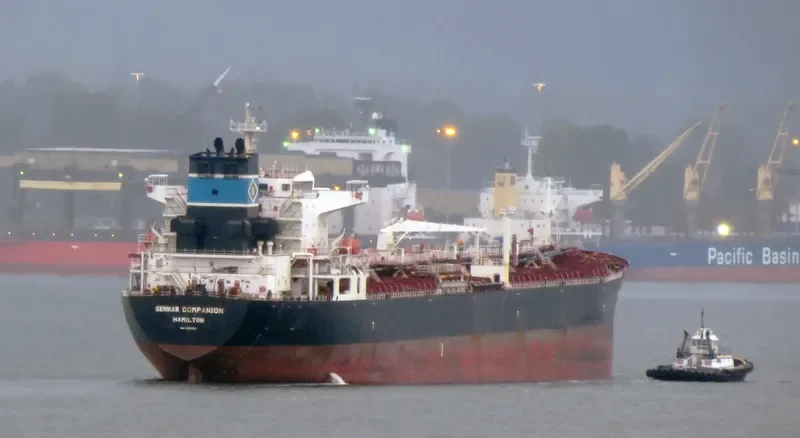 DAISY 2 Tanker IMO 9255933 photo 9