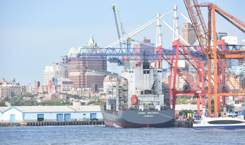HANSA FREYBURG Container Ship IMO 9256389