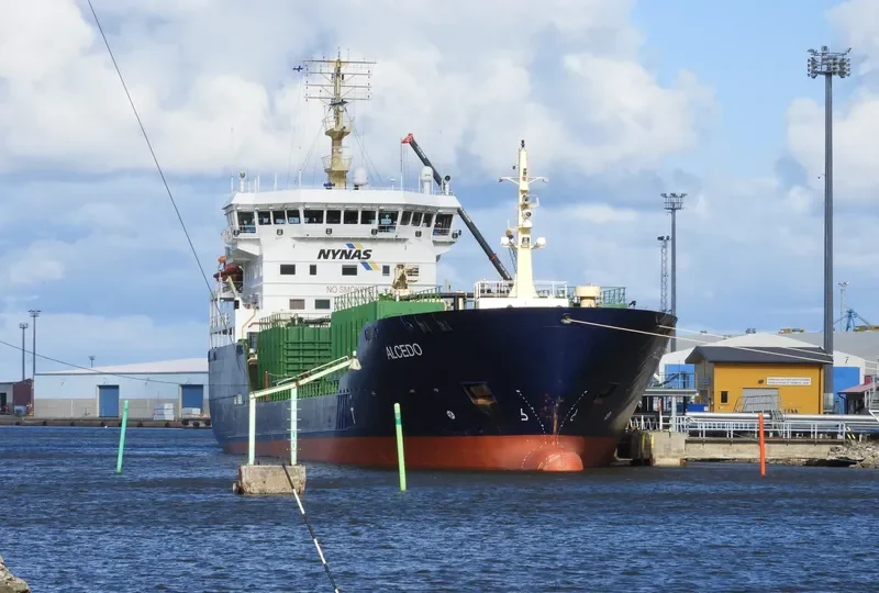 BIT POWER Tanker IMO 9256432 photo 4