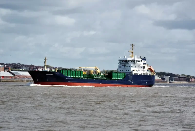 BIT POWER Tanker IMO 9256432 photo 10