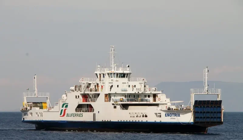 ENOTRIA Ro-Ro IMO 9257917 photo 3