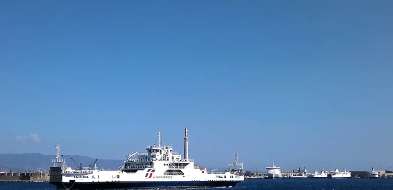 ENOTRIA Ro-Ro IMO 9257917 photo 10